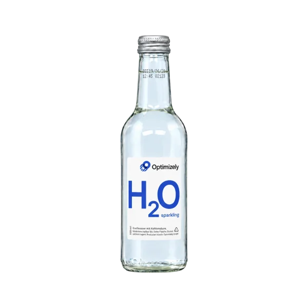 Water Concepts - Glazen fles water met logo en etiket