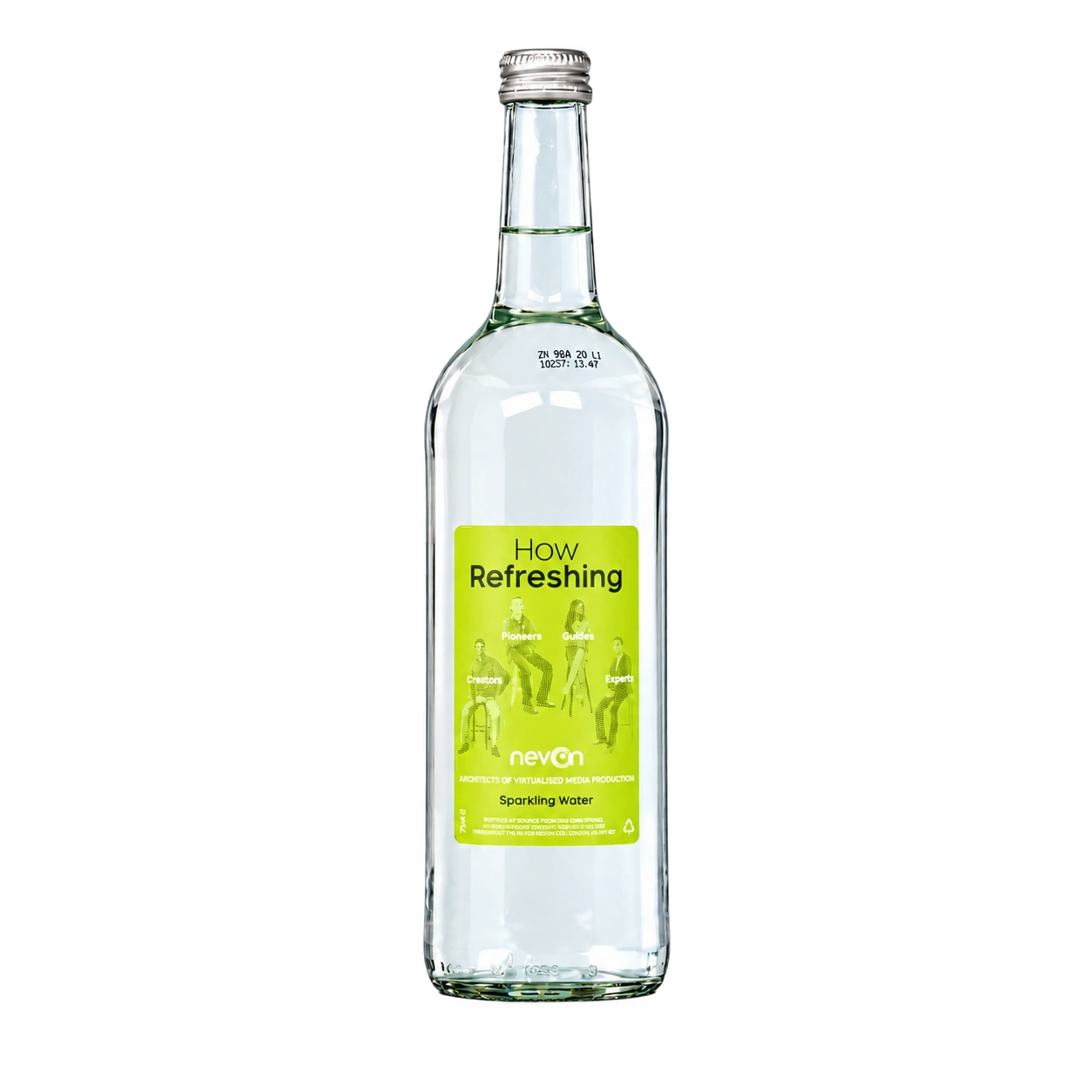 Water Concepts - Glazen fles water met logo en etiket